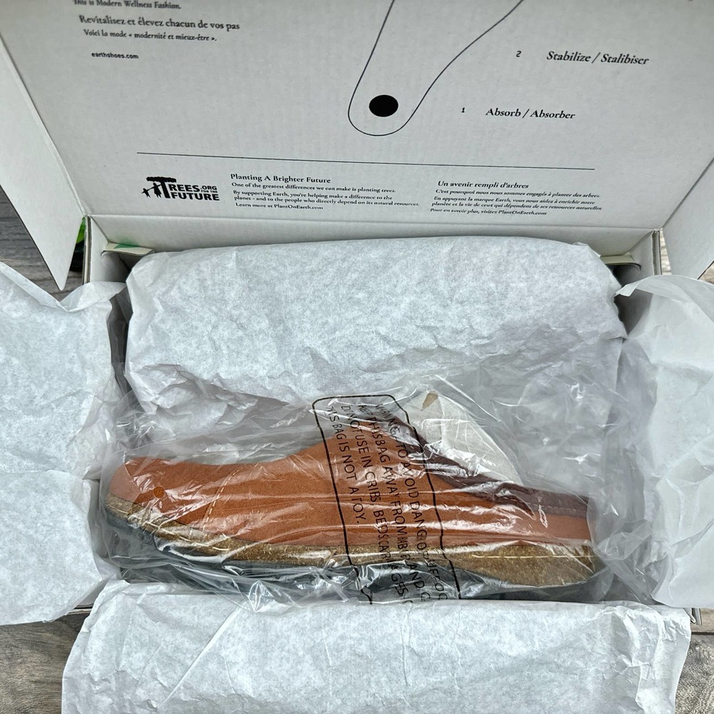 NIB Earth Origins Ezra 8N NARROW 39 Acorn Brown Slip On Clogs Suede - Picture 11 of 12